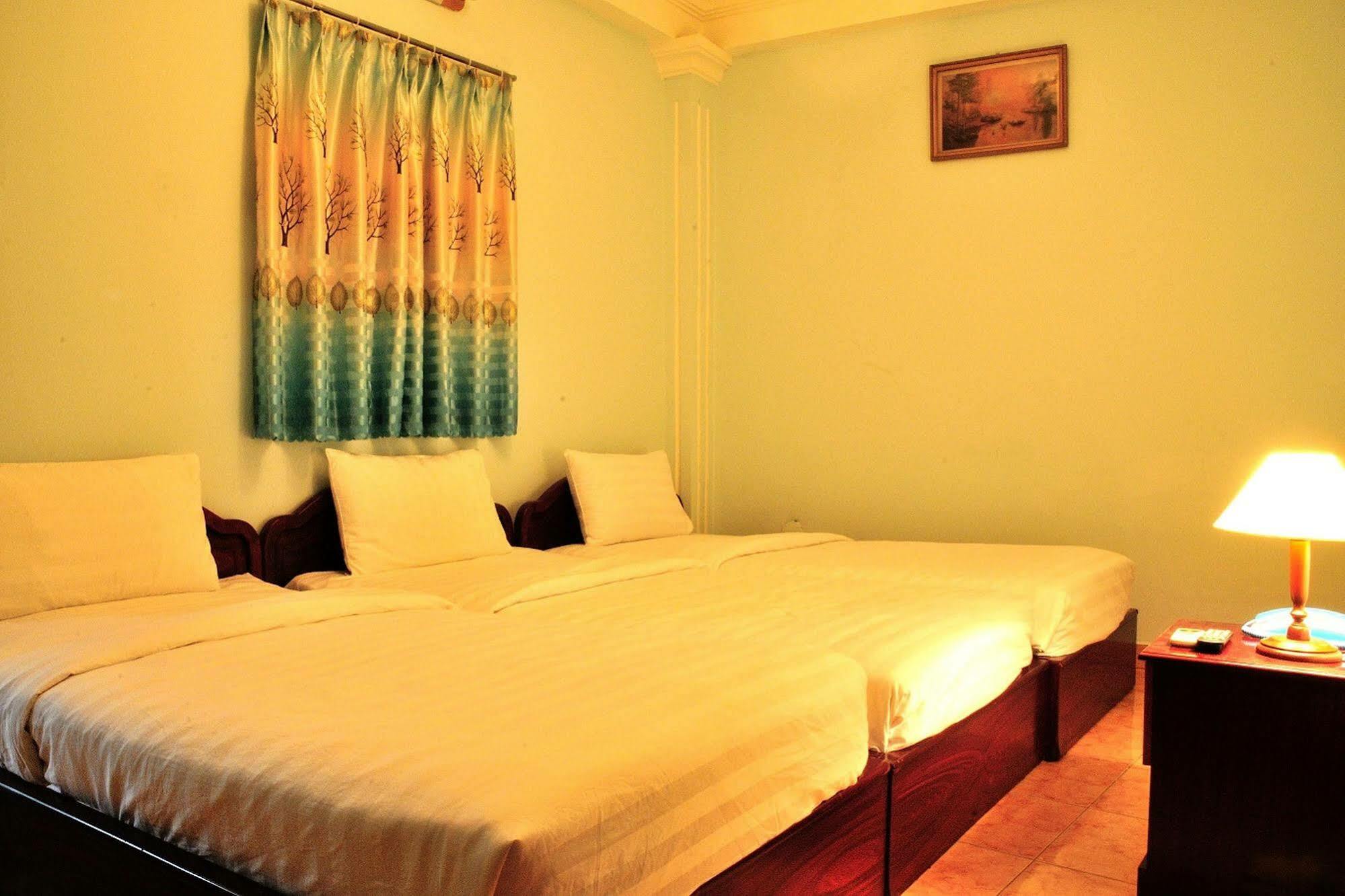 Ha Trang Hotel Хошимин Экстерьер фото
