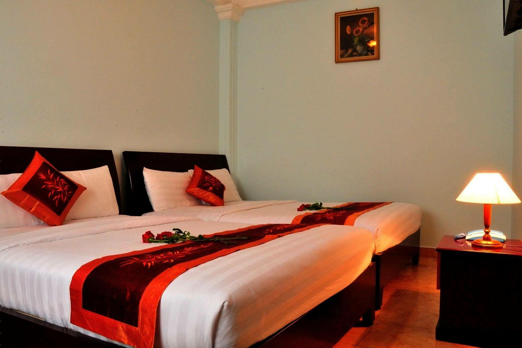 Ha Trang Hotel Хошимин Экстерьер фото
